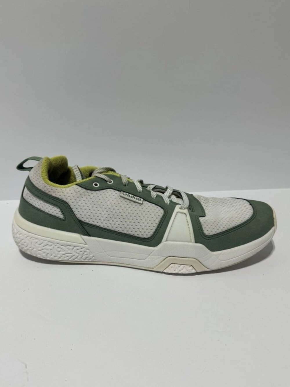 Olukai Mens Anau Sneakers Size 11 M